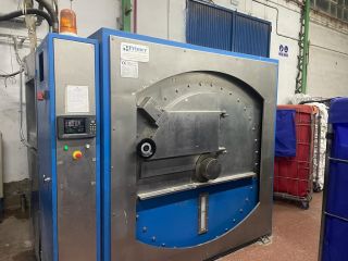 MACHINE À LAVER 150 KG ANNÉ 2002