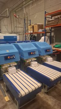 MAVIS S.5 PIZZARDI: automatización del plegado de prendas pequeñas en lavandería industrial